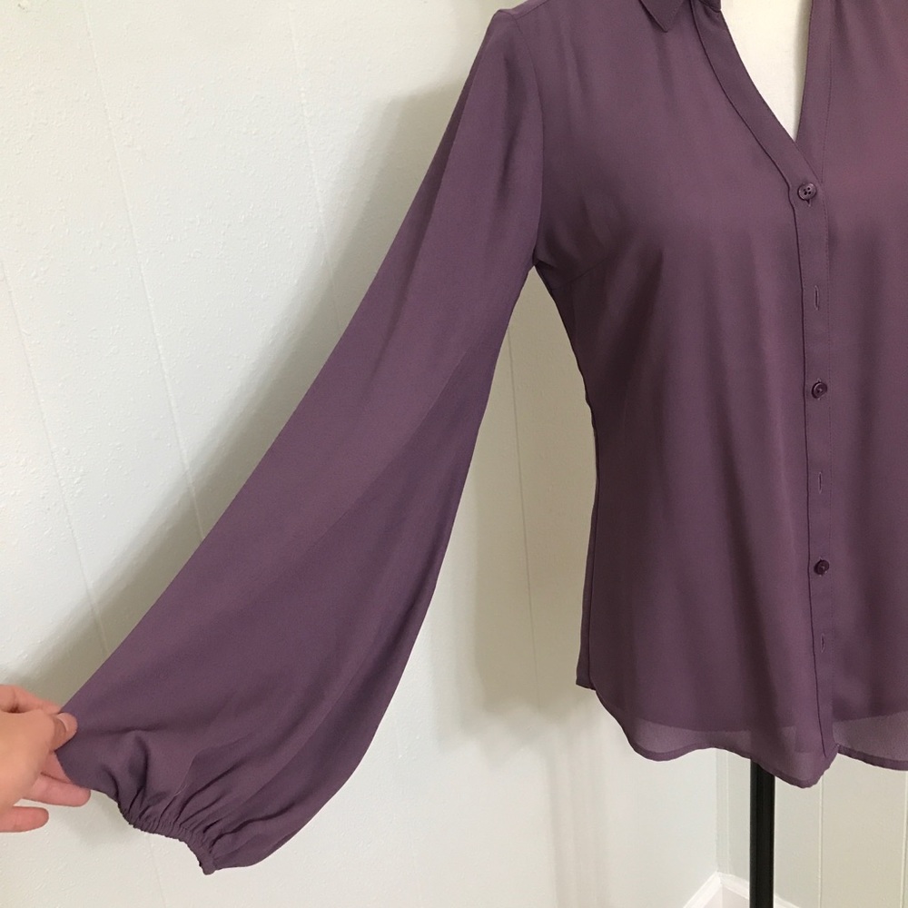 Princess like button down - Picture 3 of 6